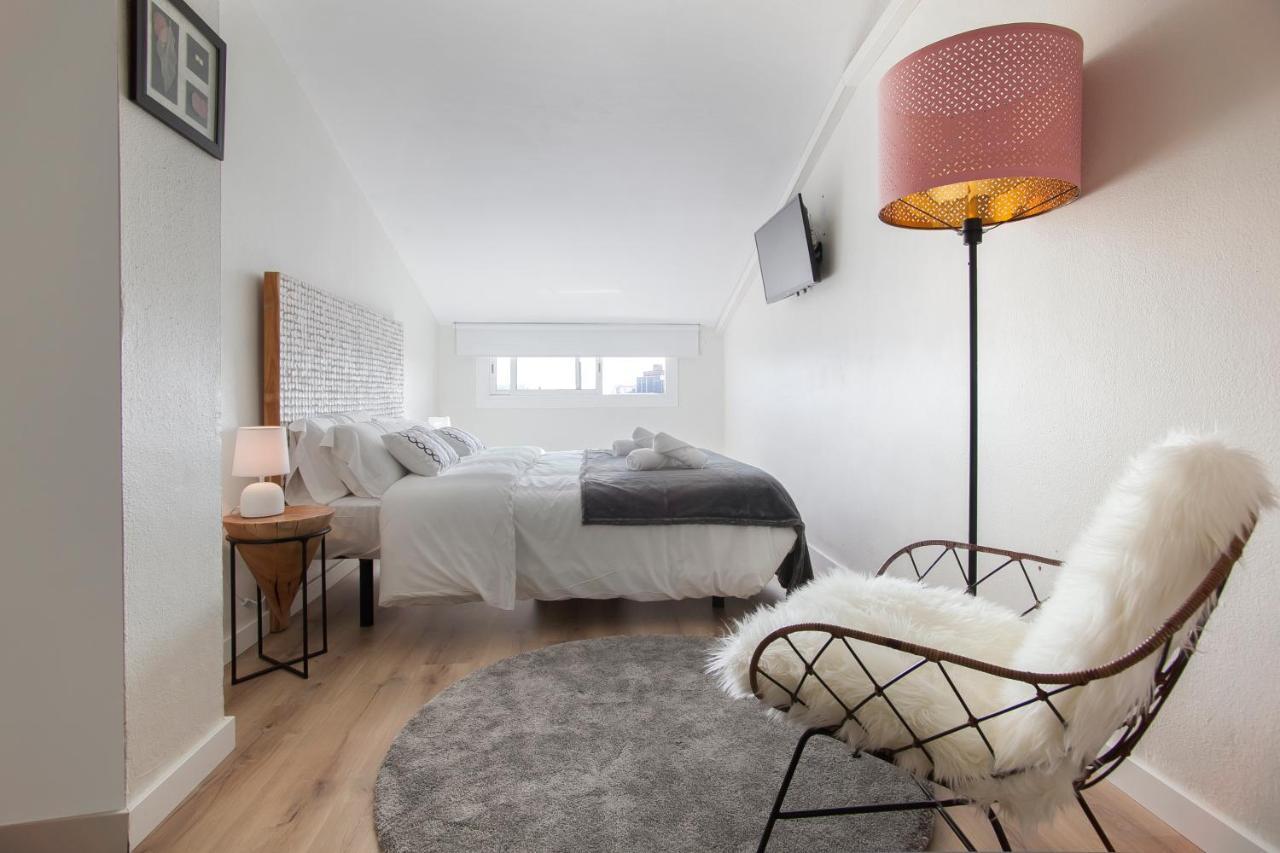 Tendency 8 Apartment Barcelona